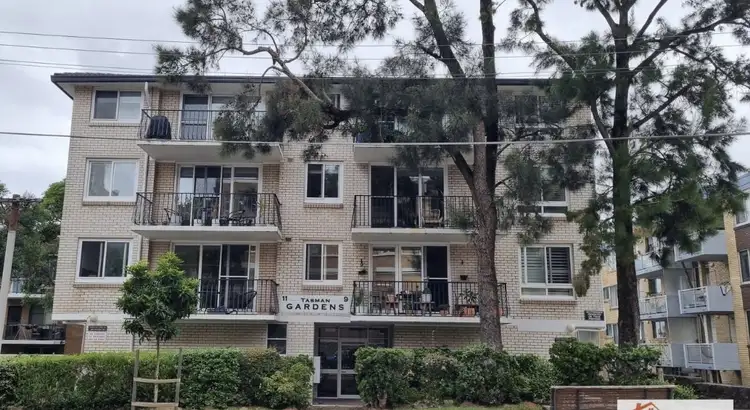 3/9 Macpherson Street