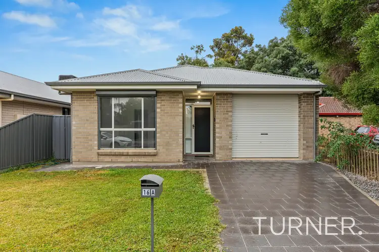 16A Karinga Crescent