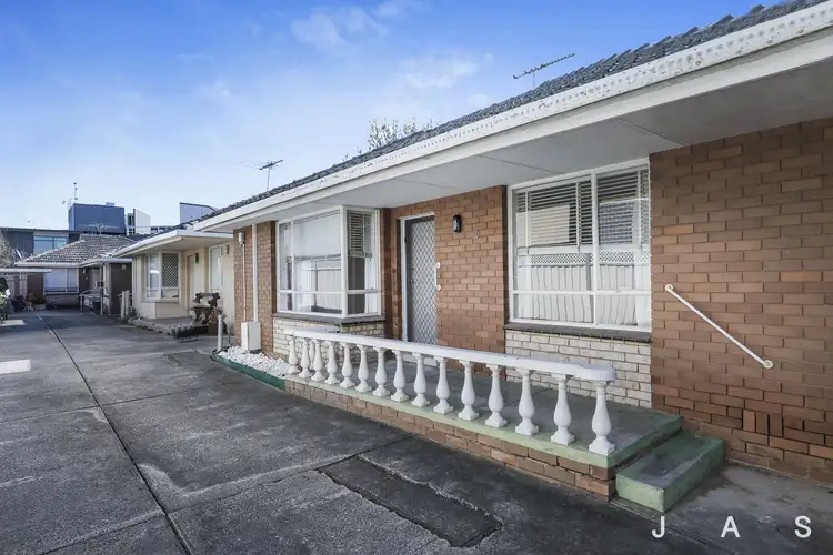 2/10 Kingsville Street