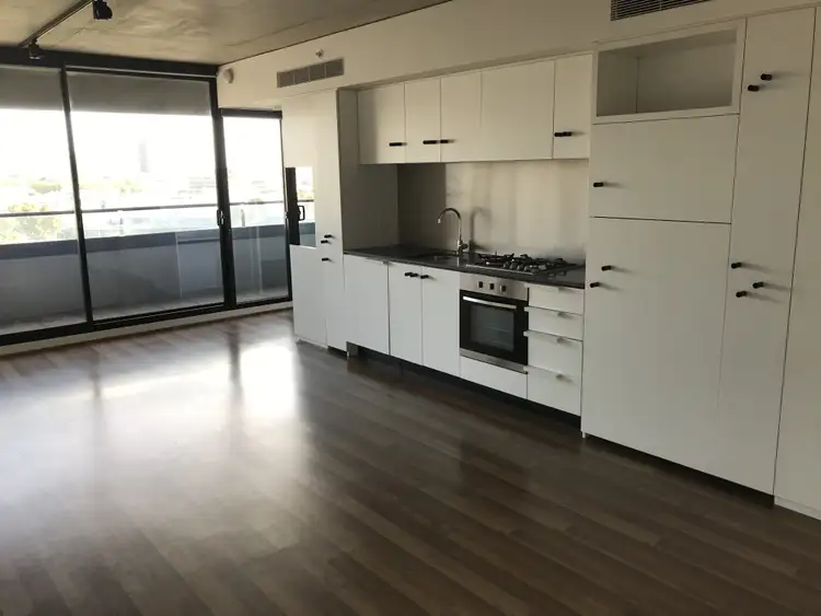 813/152 Sturt Street