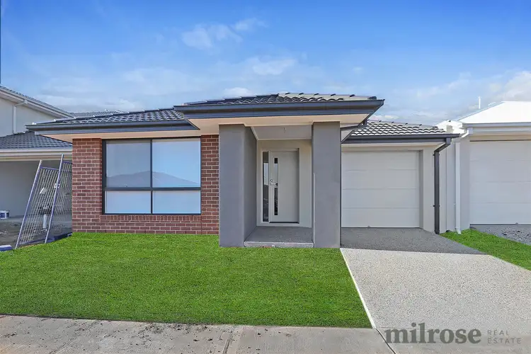 7 Croxden Avenue