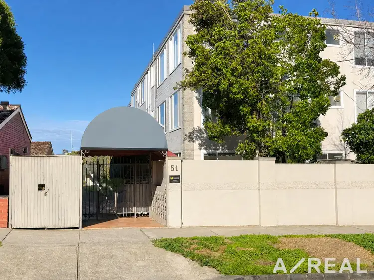 21/51 Buckley Street
