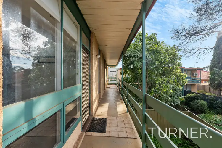 11/17 Rosella Street