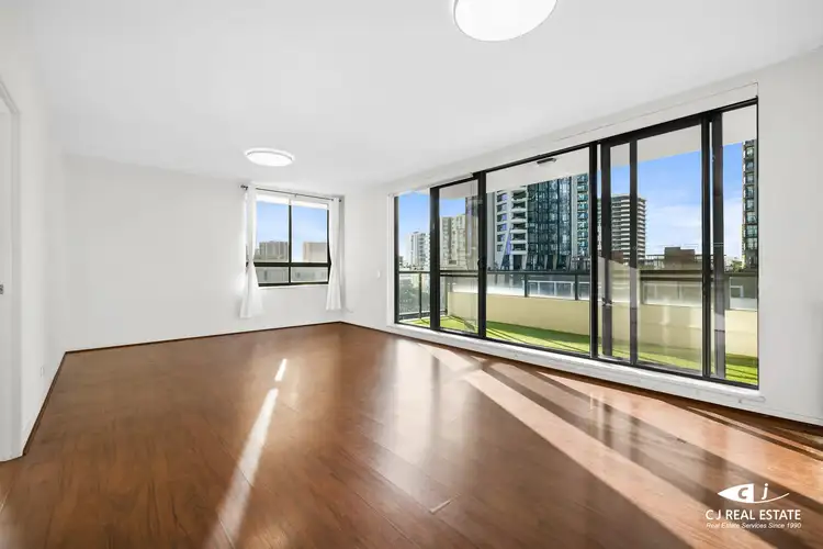 605/18 Walker Street