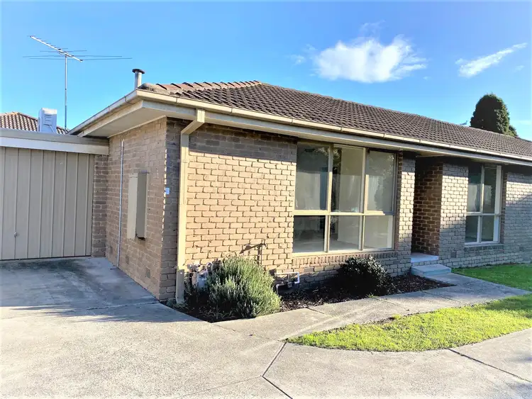 3/7 Carlisle Crescent