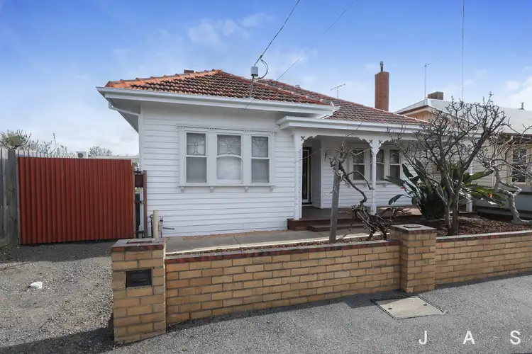 64 Blandford Street