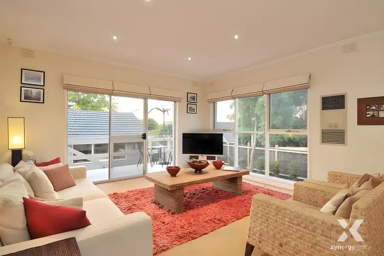 1479 Burke Road