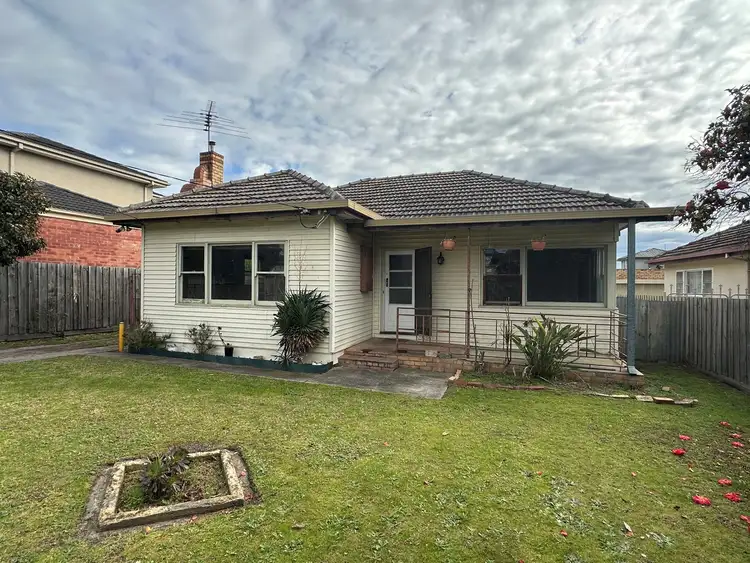 231 Westall Road