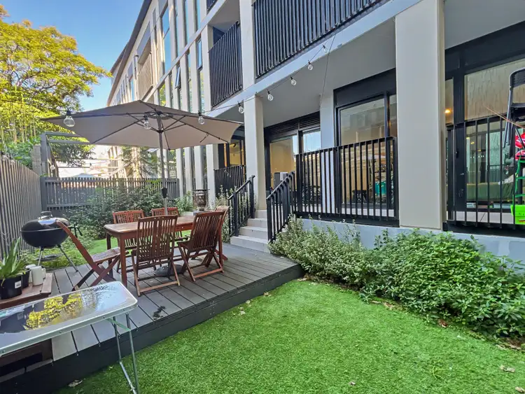 1/380 St Georges Road