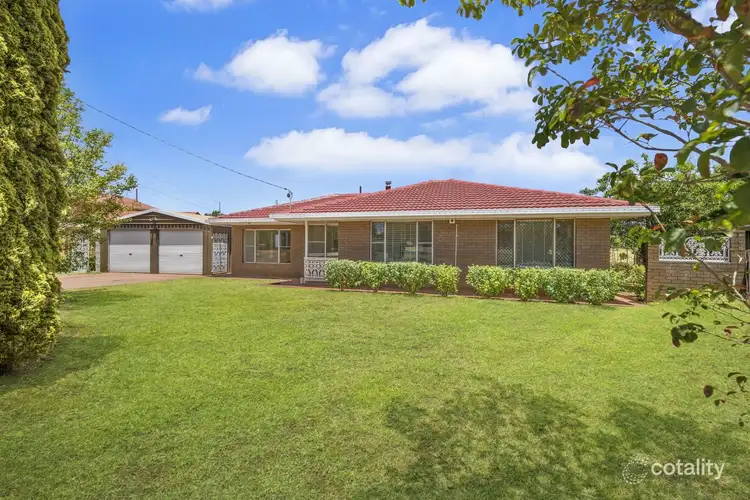 18 Lotus Crescent