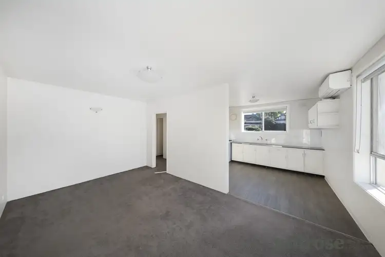 3/21 North Road