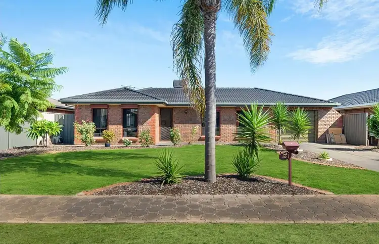 32 Reynolds Drive