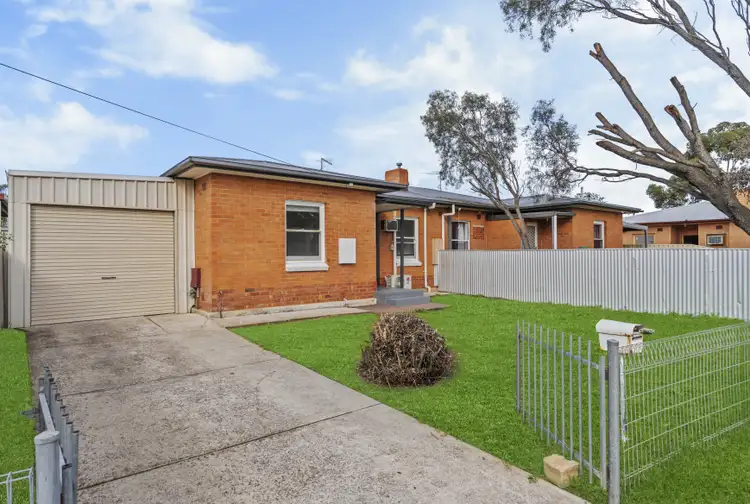 18 Kingsbury St