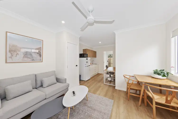 1/18 Hellen Street