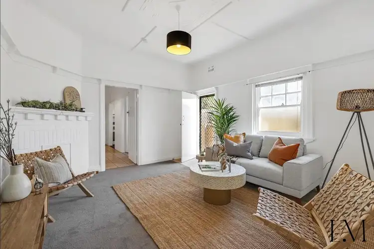 3 Short Street