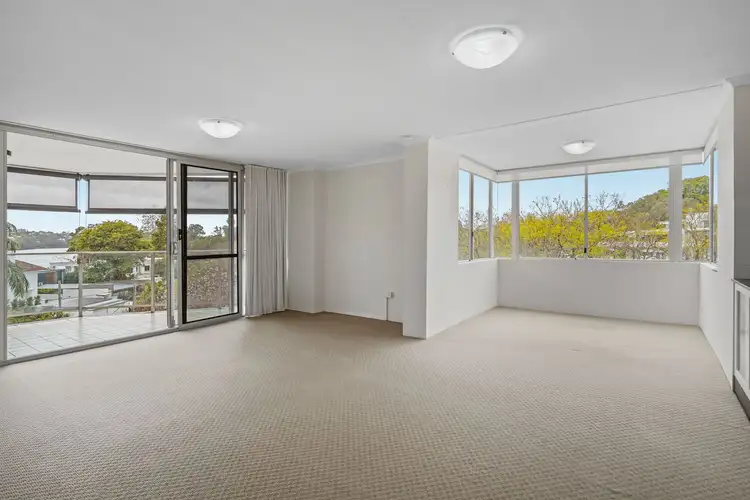 20/82 Sandford St