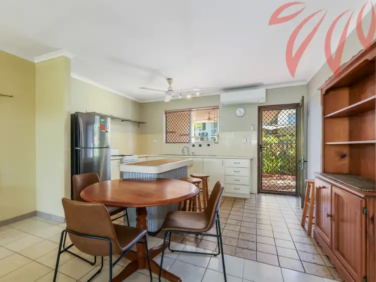 3/16 Omeo Street
