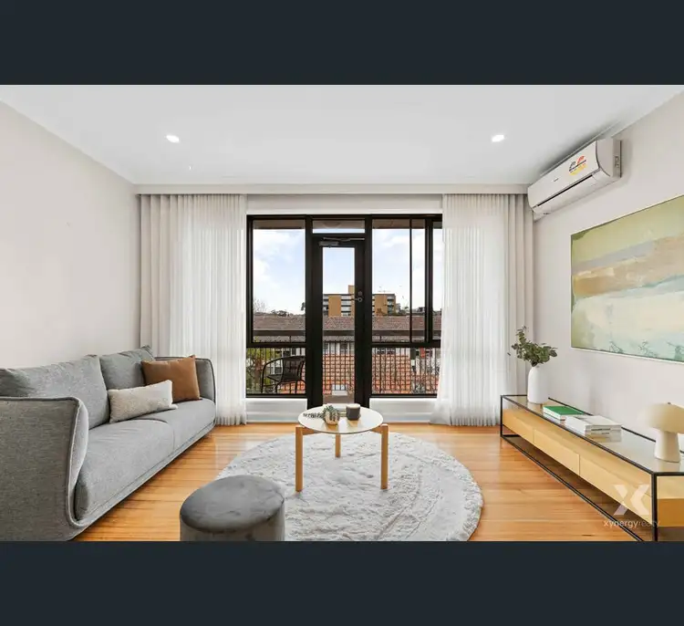 15/21 Rockley Road