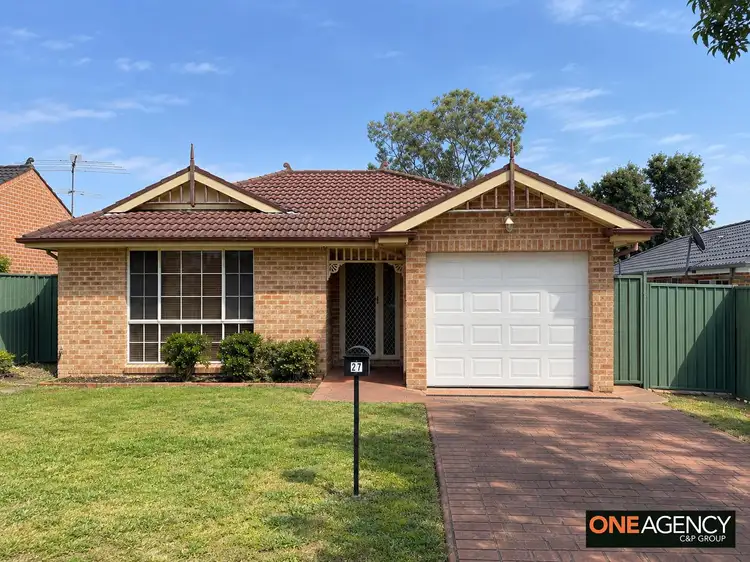27 Parkholme Circuit