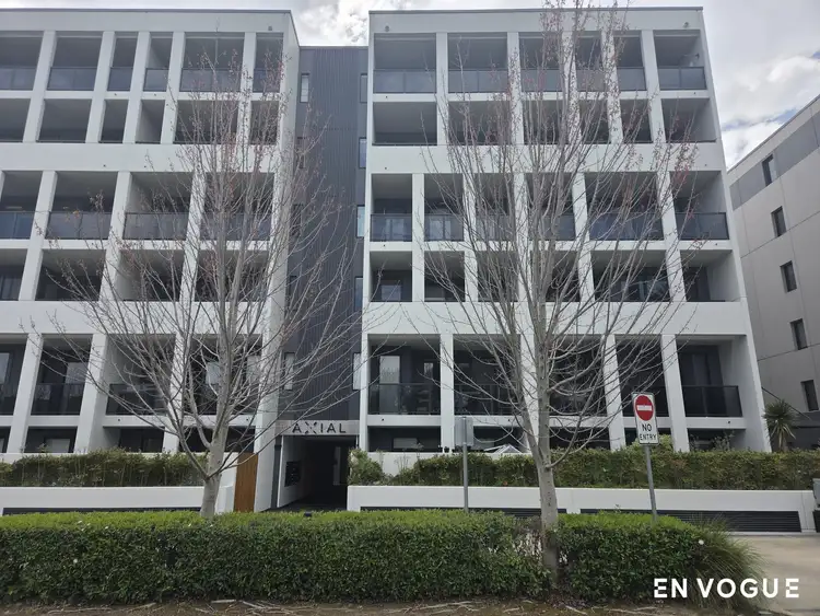 62/109 Canberra Avenue