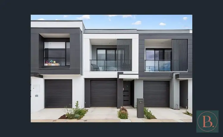 8 Victoria Way