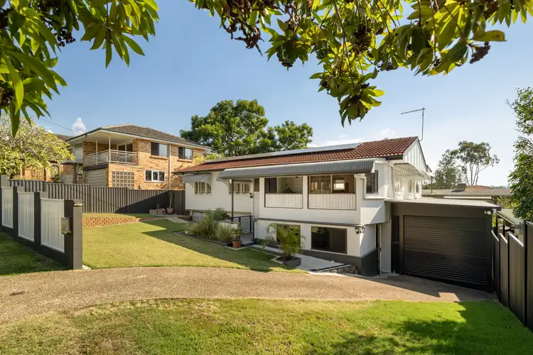 14 Hepburn St