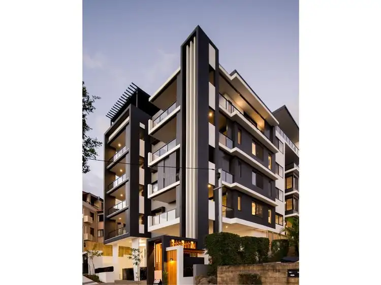 303/24 Norman Crescent, Norman Park QLD 4170