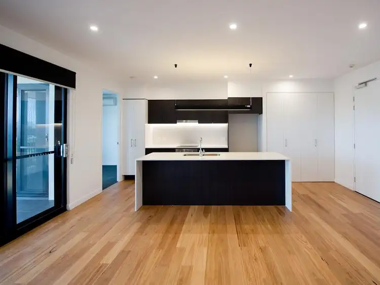 703/131-135 Clarence Road, Indooroopilly QLD 4068