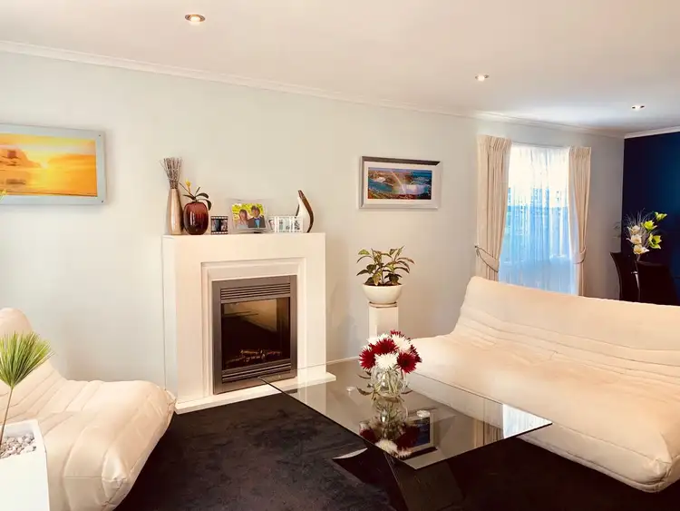 Second view of Homely house listing, 10 Airedale Way, Rowville VIC 3178