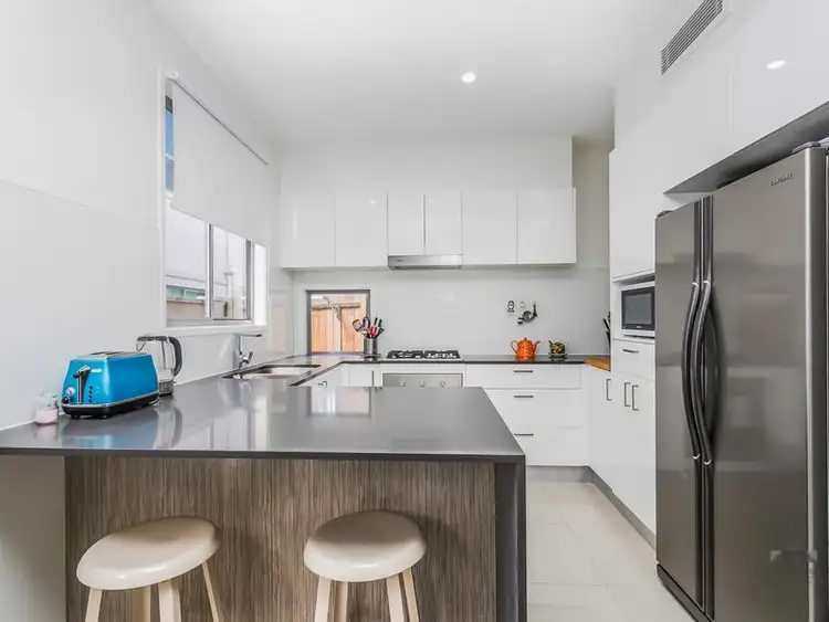 Fifth view of Homely townhouse listing, 1/90 STUART STREET, Bulimba QLD 4171