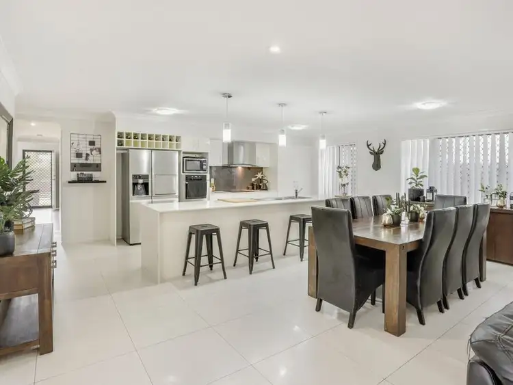 32 River Run Circuit, Ormeau Hills QLD 4208