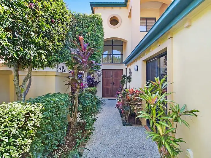 3217 Palladian Drive, Hope Island QLD 4212