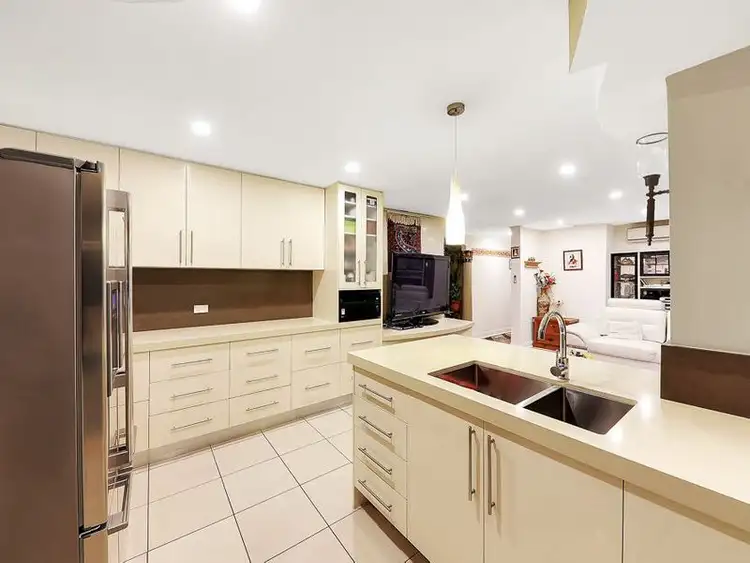 Fifth view of Homely house listing, 20 Katunga Crescent, Broadmeadows VIC 3047