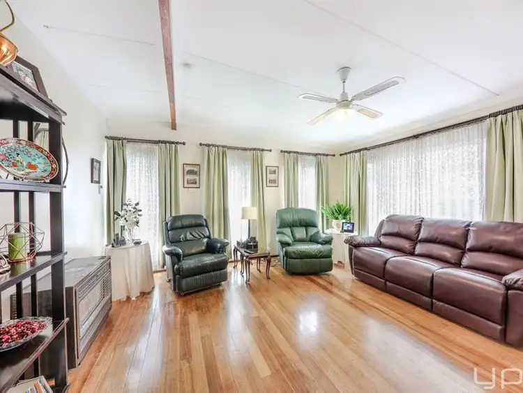 Fifth view of Homely house listing, 9 Lorraine Crescent, Jacana VIC 3047