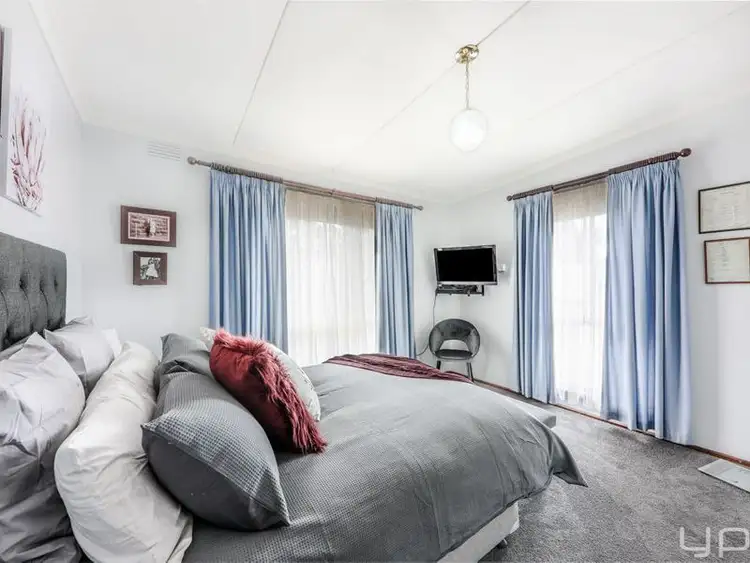 Seventh view of Homely house listing, 9 Lorraine Crescent, Jacana VIC 3047