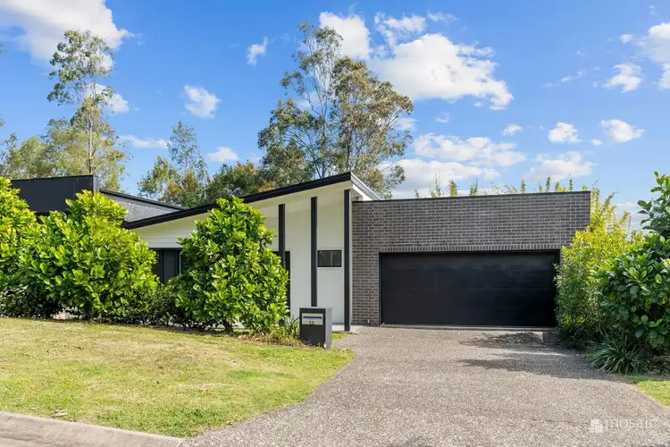 15 Kite Street, The Gap QLD 4061