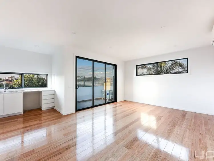 Fourth view of Homely townhouse listing, 3/11 Gladstone Parade, Glenroy VIC 3046