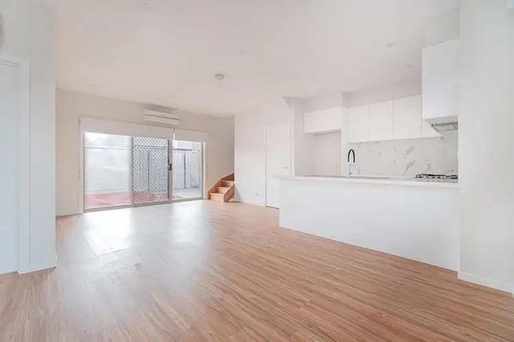 Second view of Homely townhouse listing, 2/152 Widford Street, Broadmeadows VIC 3047