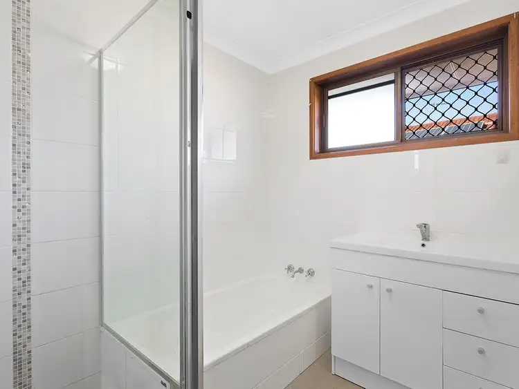 Seventh view of Homely house listing, 1/192 Oxley Drive, Coombabah QLD 4216