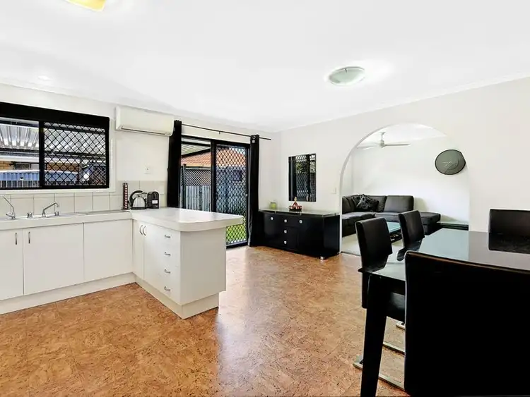 1/51 Government Road, Labrador QLD 4215