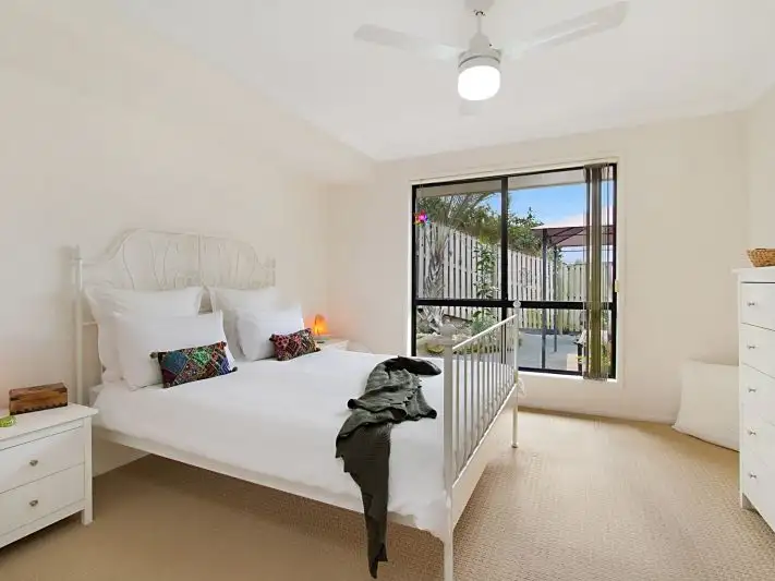 Sixth view of Homely house listing, 8 Gould Place, Pacific Pines QLD 4211