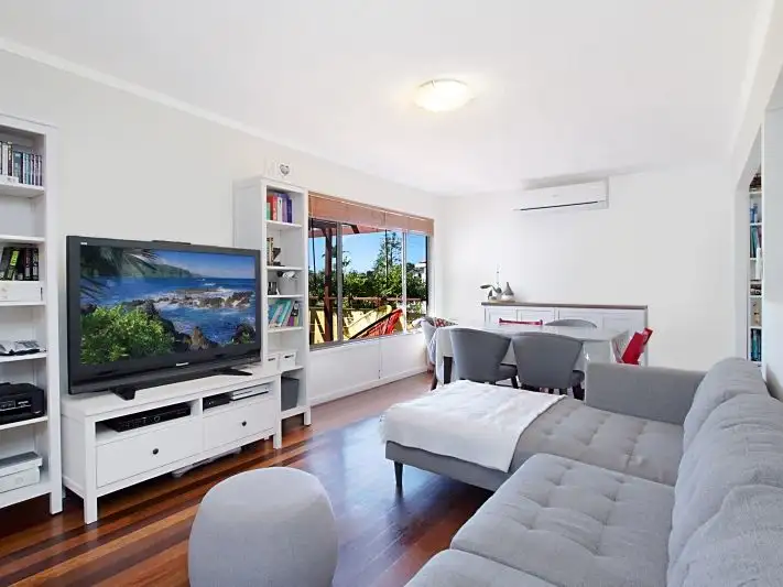 14 Medika Street, Runaway Bay QLD 4216