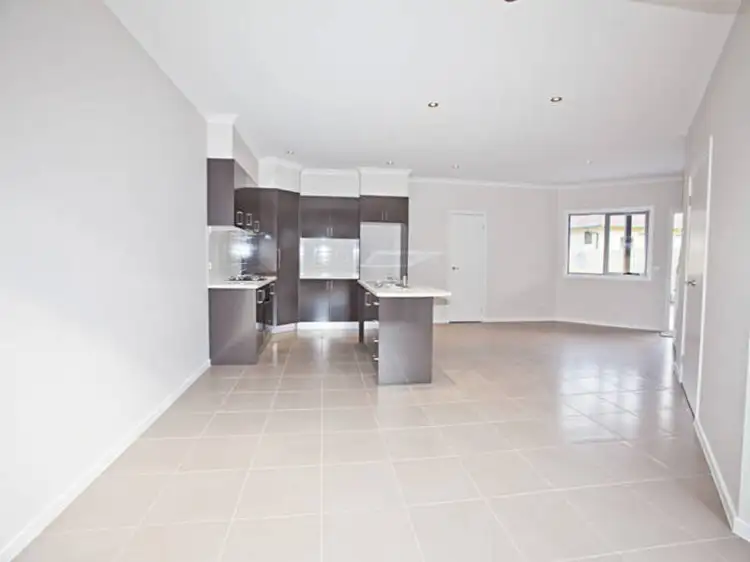 Fifth view of Homely townhouse listing, 2/14 Osway Street, Broadmeadows VIC 3047