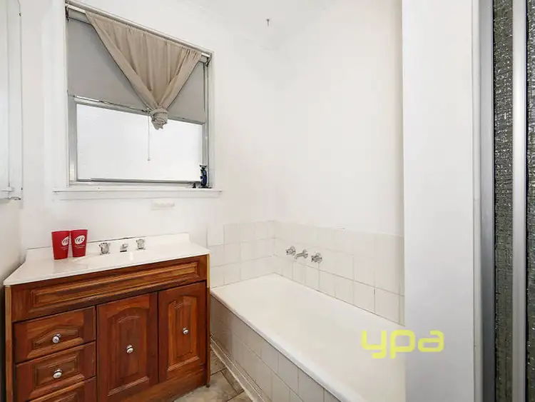 Sixth view of Homely house listing, 6 Rosebud Crescent, Broadmeadows VIC 3047