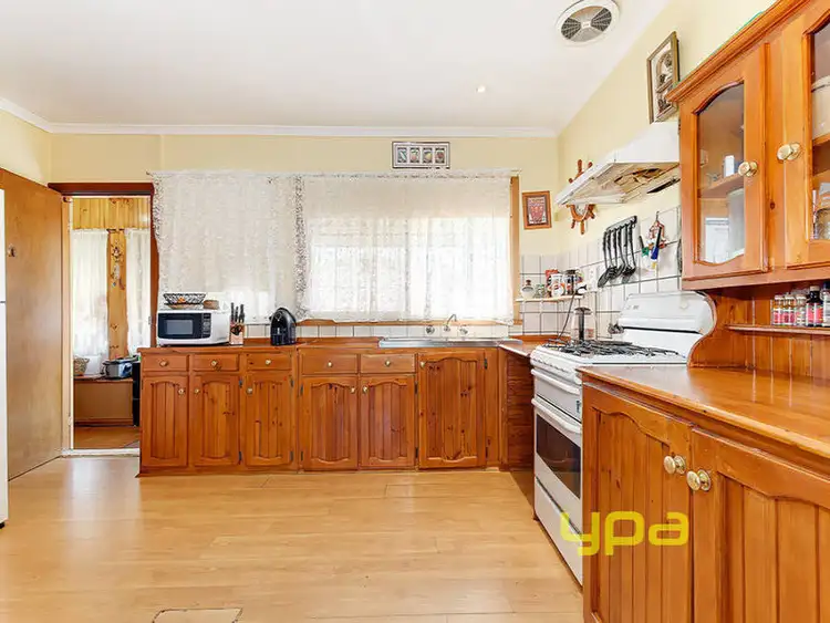 Fifth view of Homely house listing, 36 Riggall Street, Dallas VIC 3047