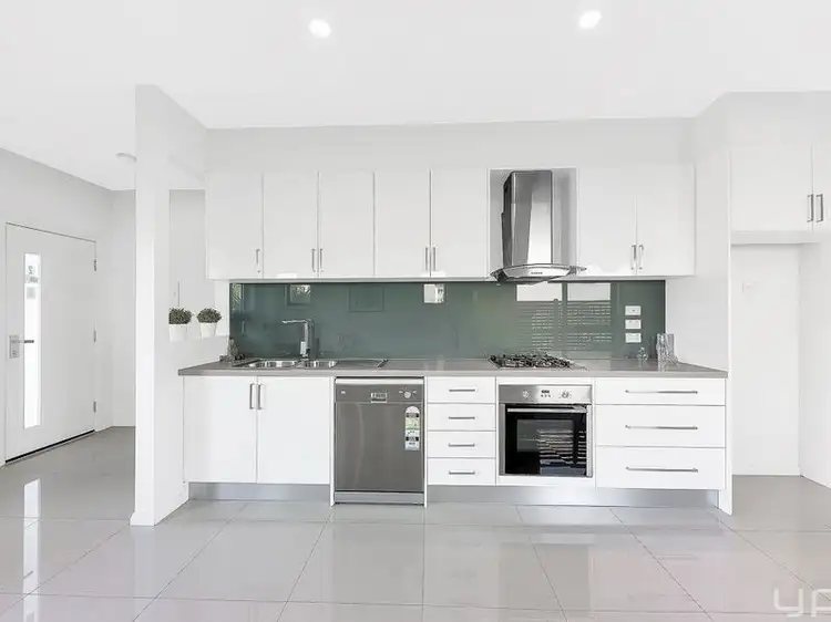 Fourth view of Homely townhouse listing, 2/8 Bindi Street, Glenroy VIC 3046