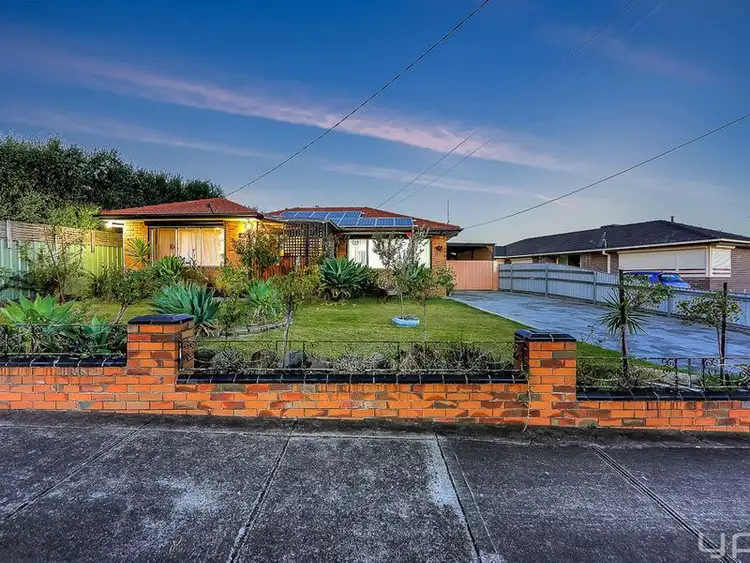 6 Yinnar Street, Dallas VIC 3047