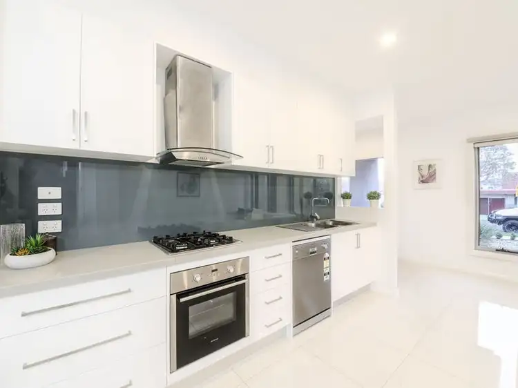 Fourth view of Homely townhouse listing, 1/8 Bindi Street, Glenroy VIC 3046