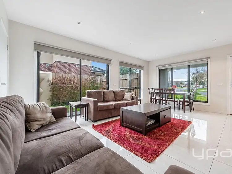 Fourth view of Homely townhouse listing, 1/325 Camp Road, Broadmeadows VIC 3047