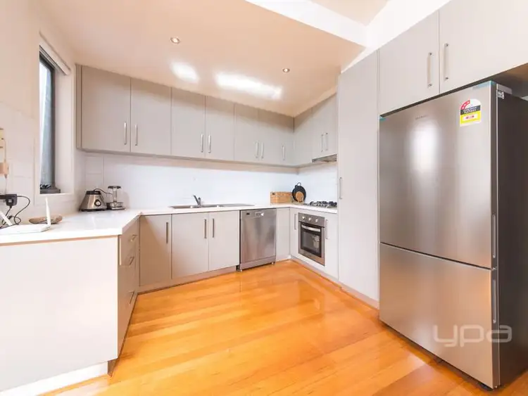 4/20 Ridge Road, Oak Park VIC 3046